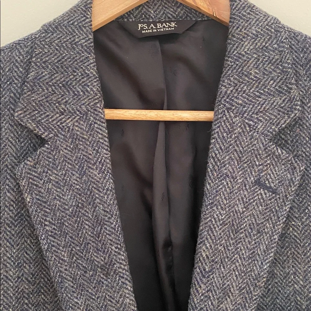Jos. A. Bank 100% wool herringbone navy gray tweed blaze Sz 42R